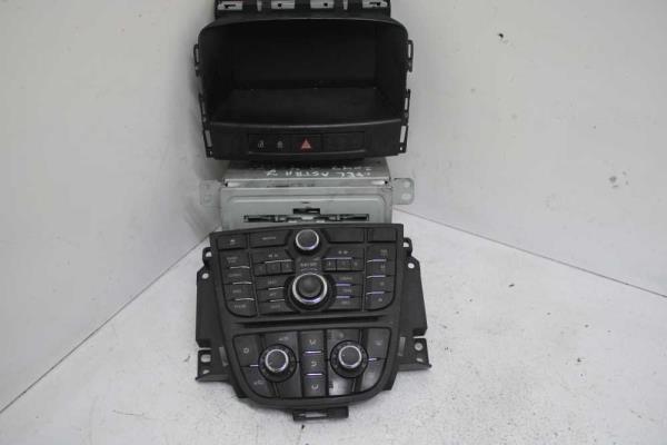 RADIO/NAVI OPEL ASTRA J - NAVI 900 - Vue 1